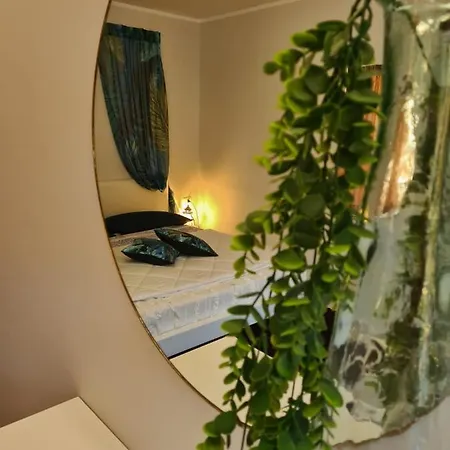 Eneide Nocleg ze śniadaniem Palmi