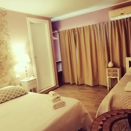 Eneide Bed and Breakfast 4*