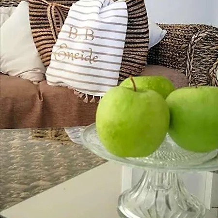 فندق مبيت وإفطار Eneide