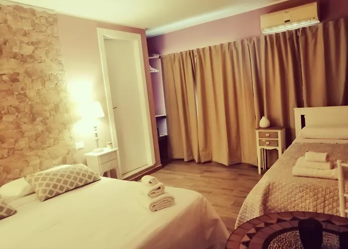 Eneide Bed & Breakfast 3*