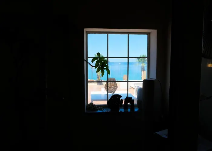 Eneide Bed & Breakfast 3*